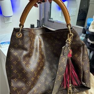 Louis Vuitton Brown Shoulder Bag with Monogram Canvas